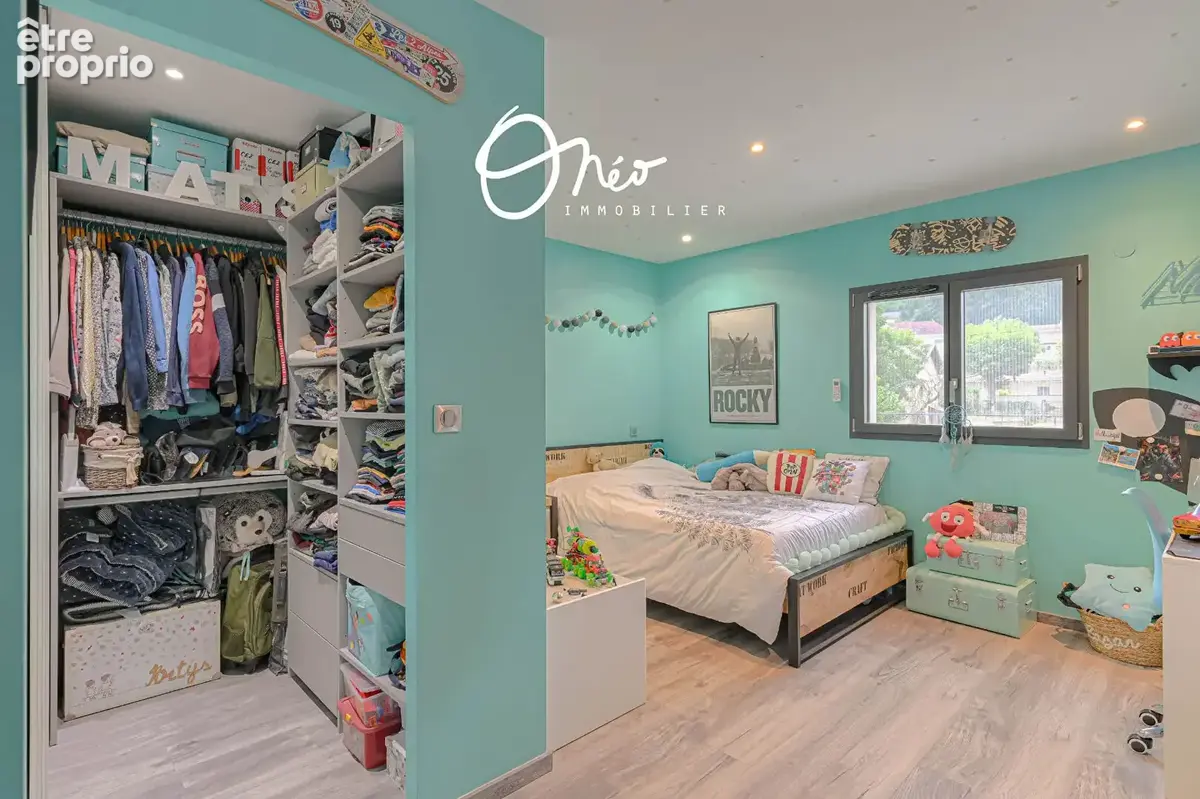 Coeur village - Villa contemporaine de 282 m2 sur sa parcelle de 2148 m2 - photo 16