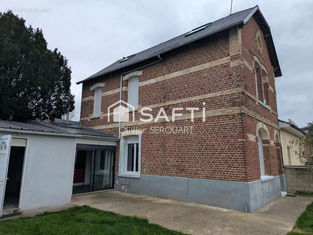 Photo 2 - Maison à SAINT-QUENTIN