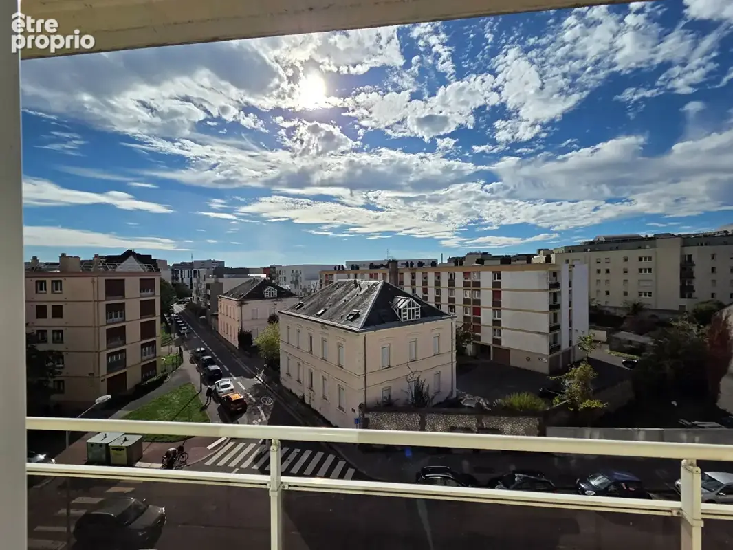 Rouen quartier brisoult de barneville  appartement  63 m²  3 chambres dpe  d & d - photo 1
