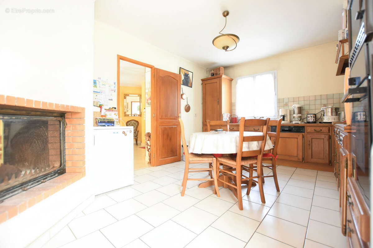 Maison à LEVIS-SAINT-NOM