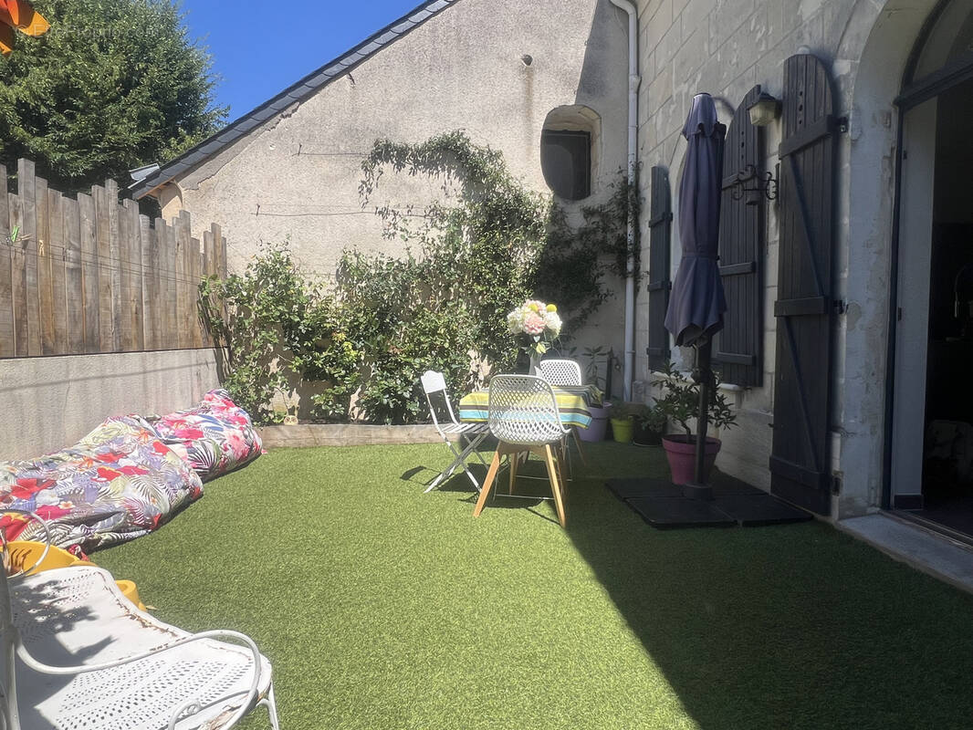 Maison à SAINT-CYR-SUR-LOIRE