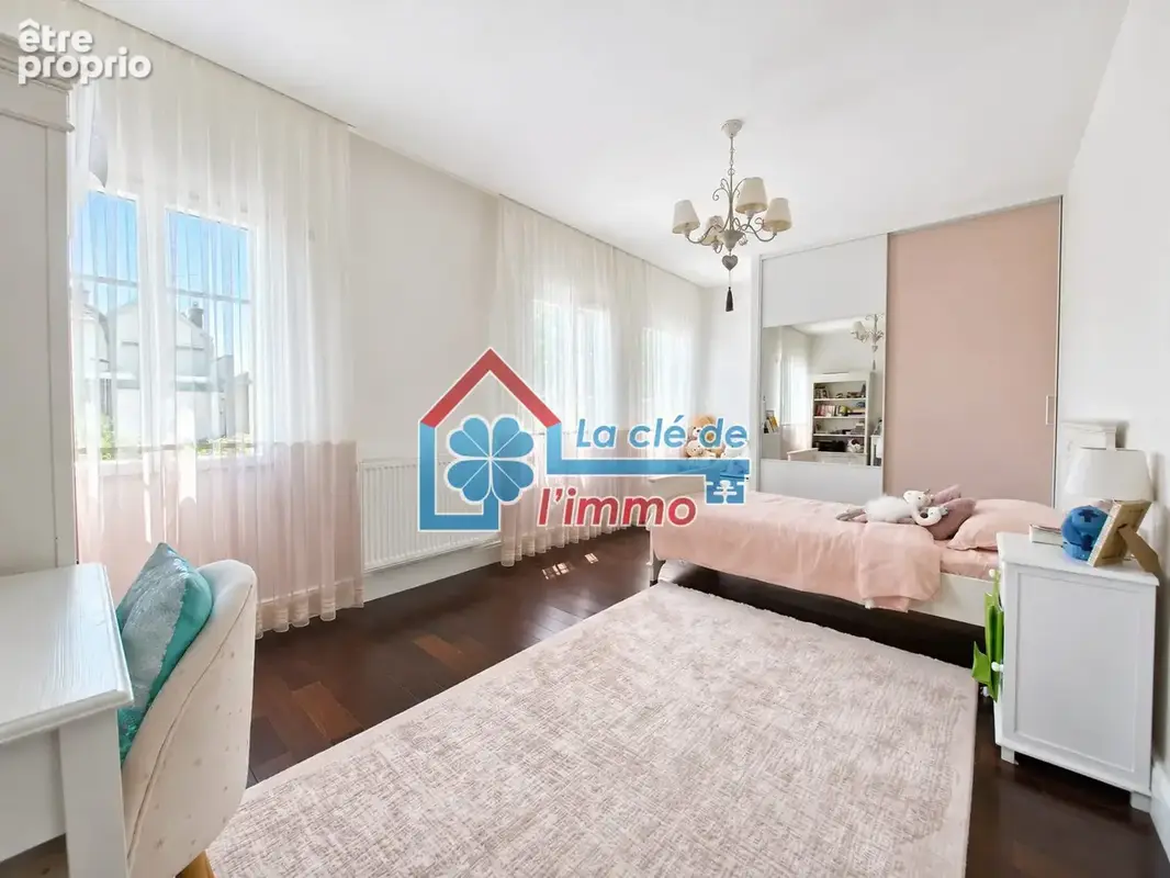 Maison 8 pièces 192 m² à vendre à Moissy-Cramayel (77550) - photo 7