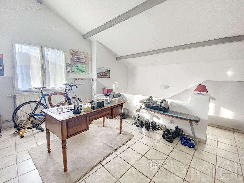 Maison à L'ISLE-D'ABEAU