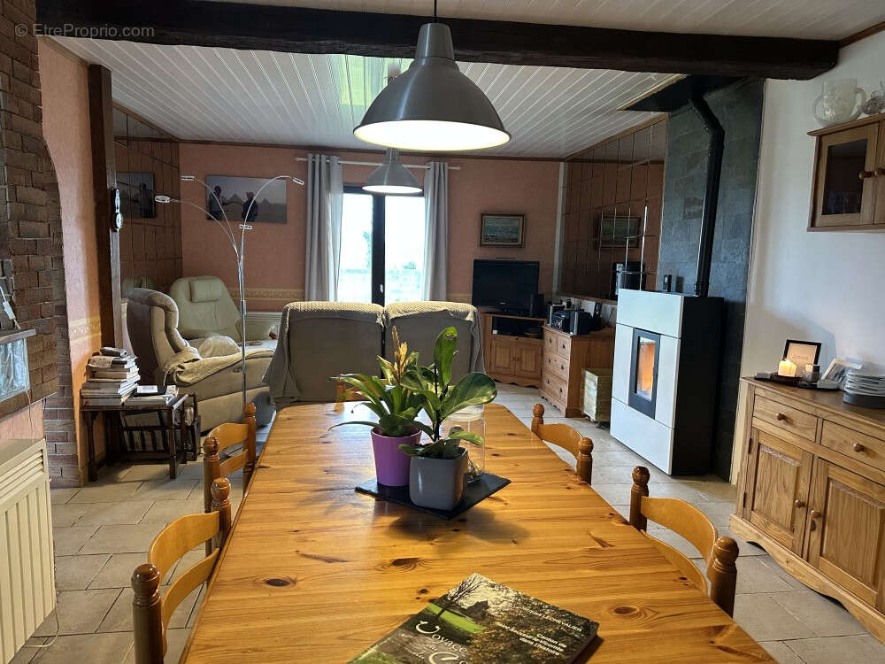 Maison à RAUVILLE-LA-PLACE