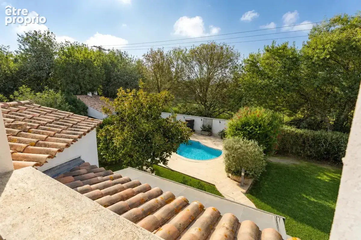 Maison de 7 pièces de 186 m² avec piscine à Saint-Victoret - photo 15