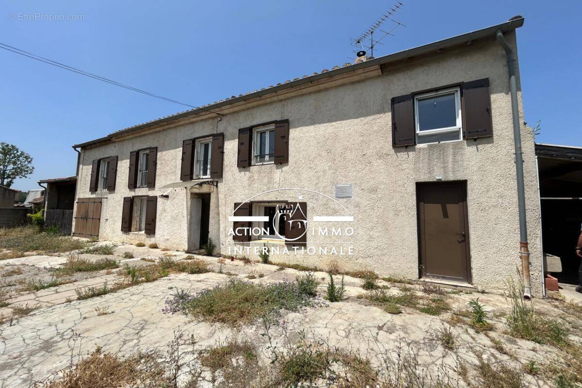 Maison à SAINT-MARTIN-DE-CRAU