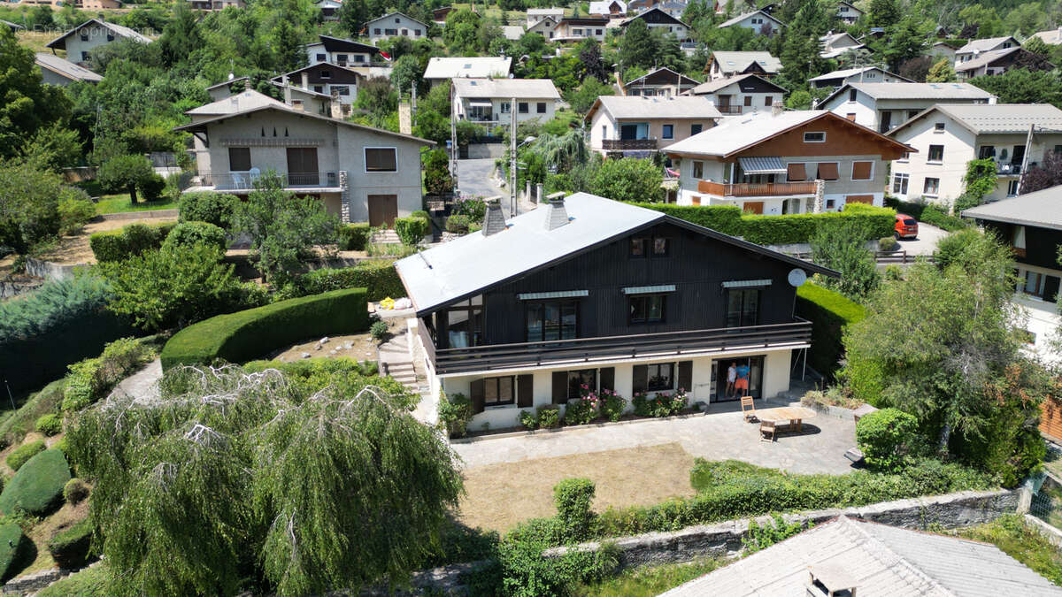 Maison à EMBRUN