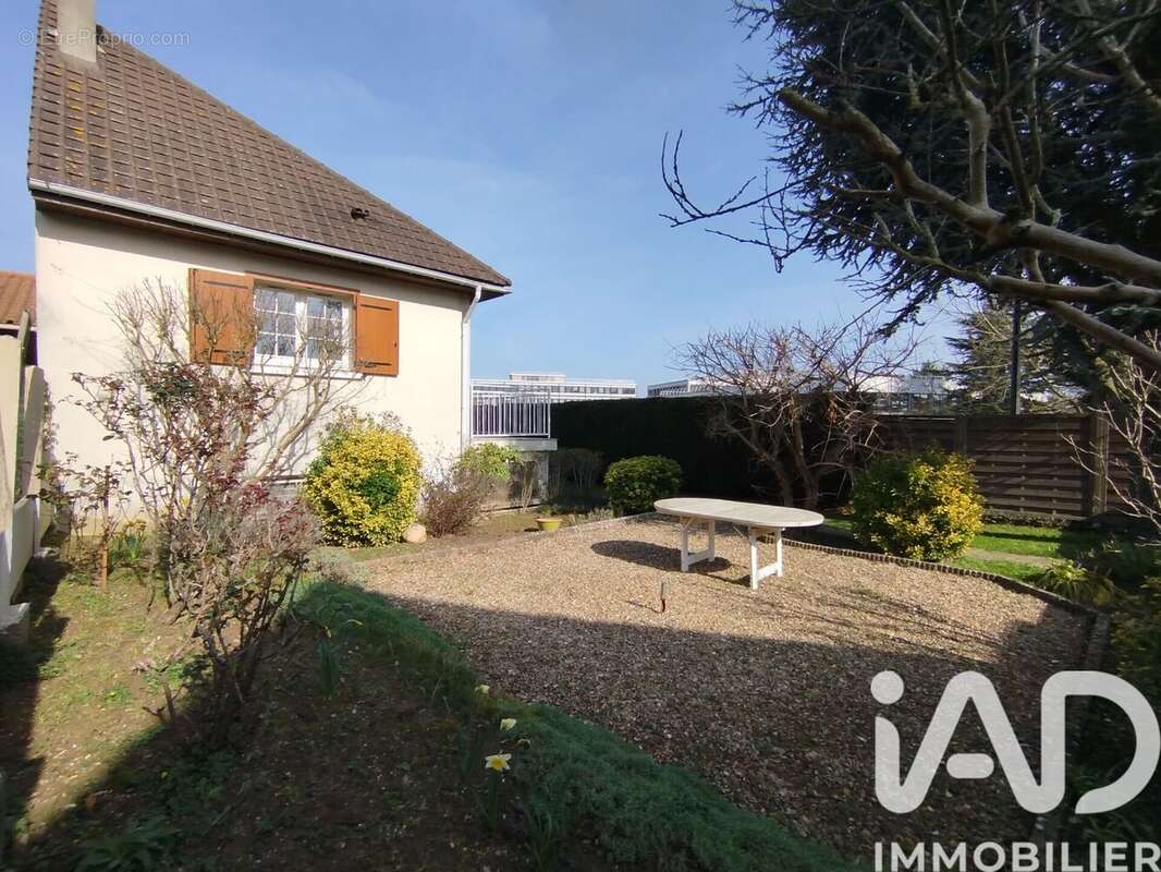 Photo 2 - Maison à ANTONY