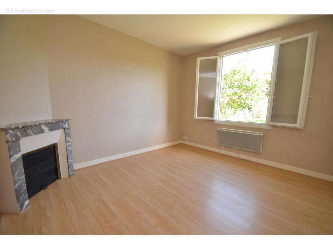 Maison à MONTPON-MENESTEROL