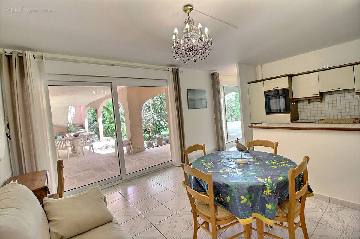 Grande maison proche Bédoin, vue, jardin et piscine - photo 9