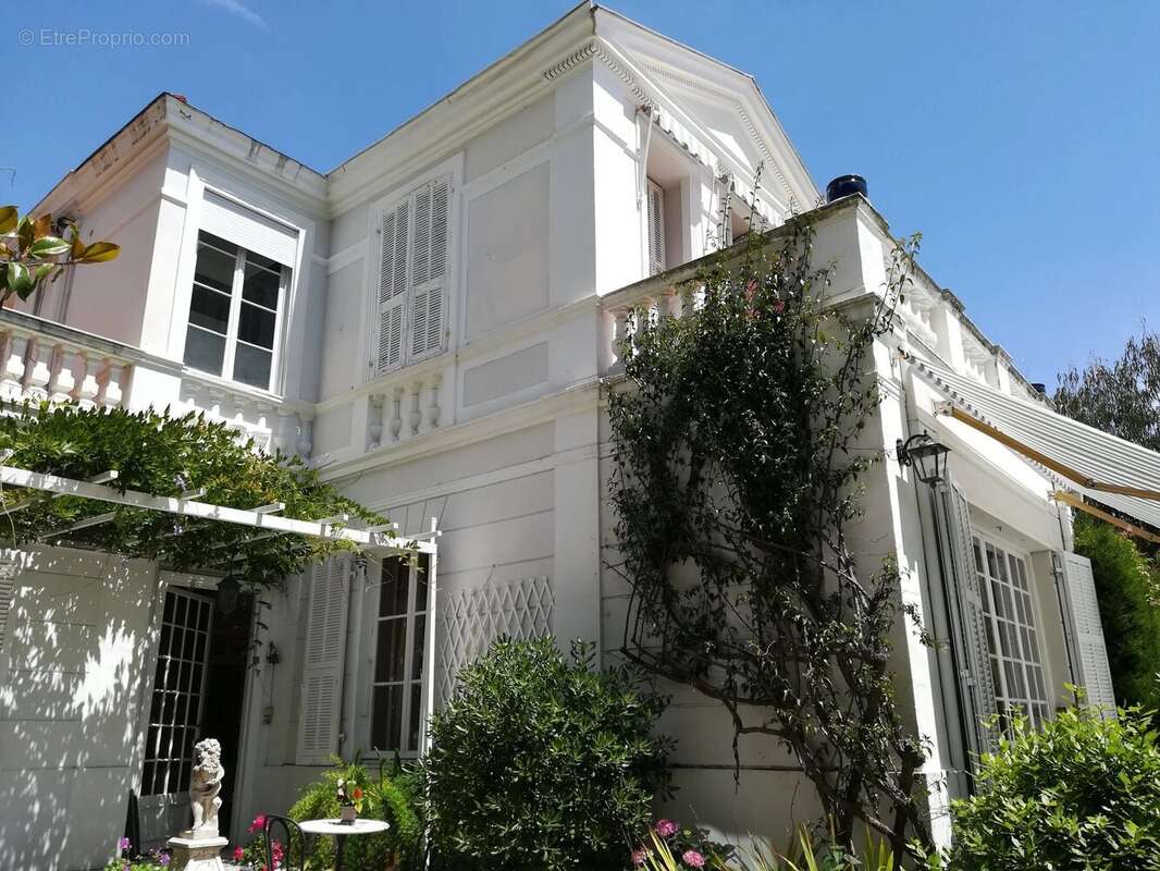 Maison à MENTON