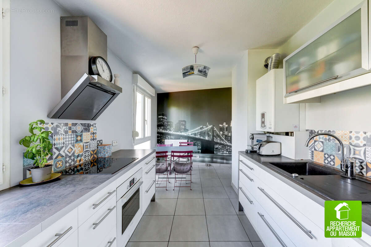Appartement à LYON-7E