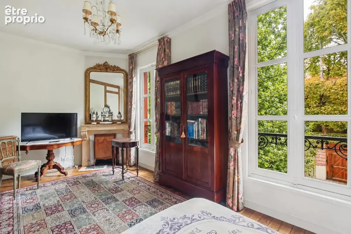 Bas de chatou - propriété de charme de 1888 - terrain paysager plein sud de 919 m² - deux habitations - photo 11