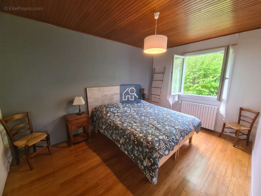 Maison à SAINT-GENIEZ-D&#039;OLT