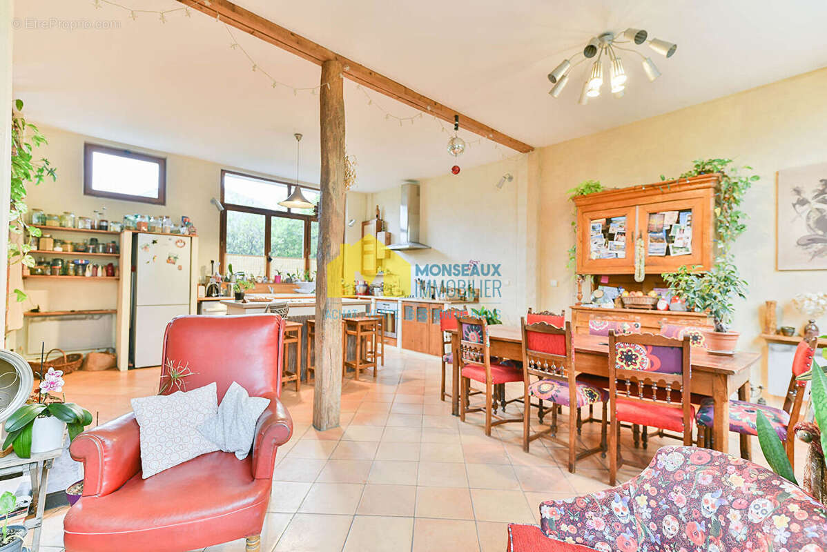 Maison Saint Michel Sur Orge 7 pièce(s) 184 m2 - photo 2