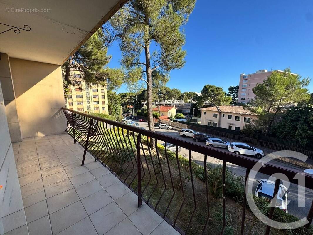 Appartement à LE CANNET