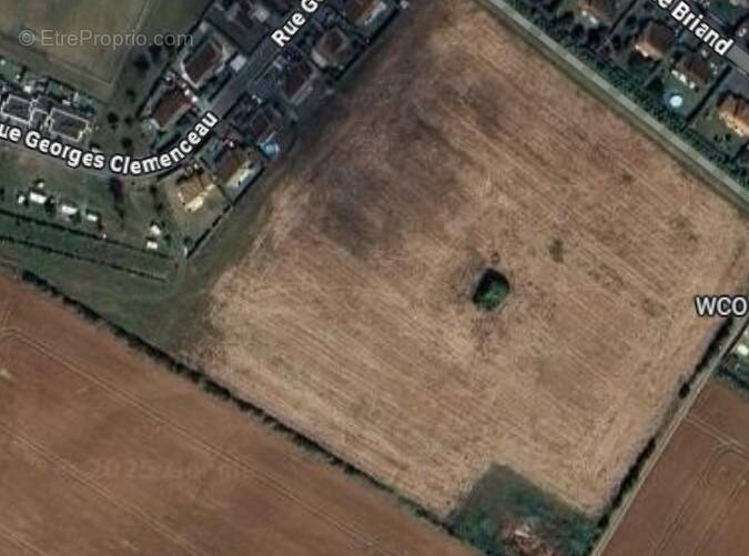 Terrain à CHICHEBOVILLE