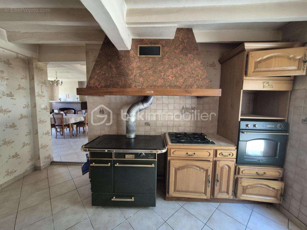 Maison à SAINT-MARTIN-SUR-OCRE