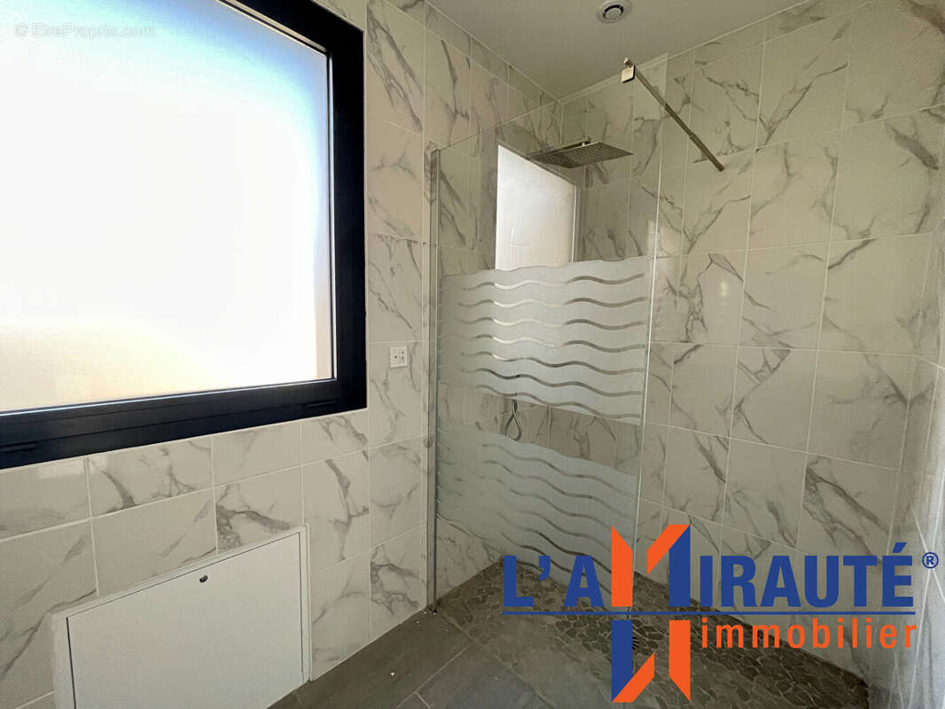 Maison à SARTROUVILLE