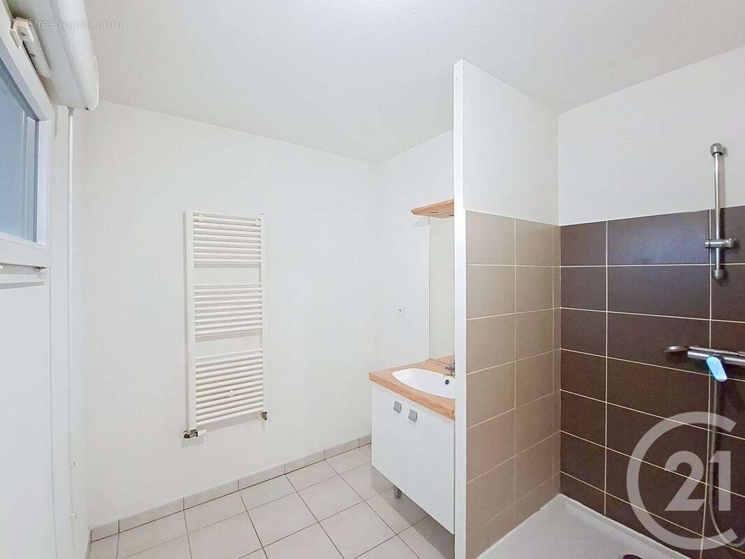 Appartement à FEYZIN