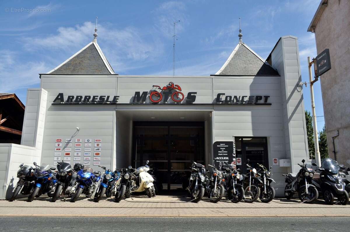 Commerce à L&#039;ARBRESLE