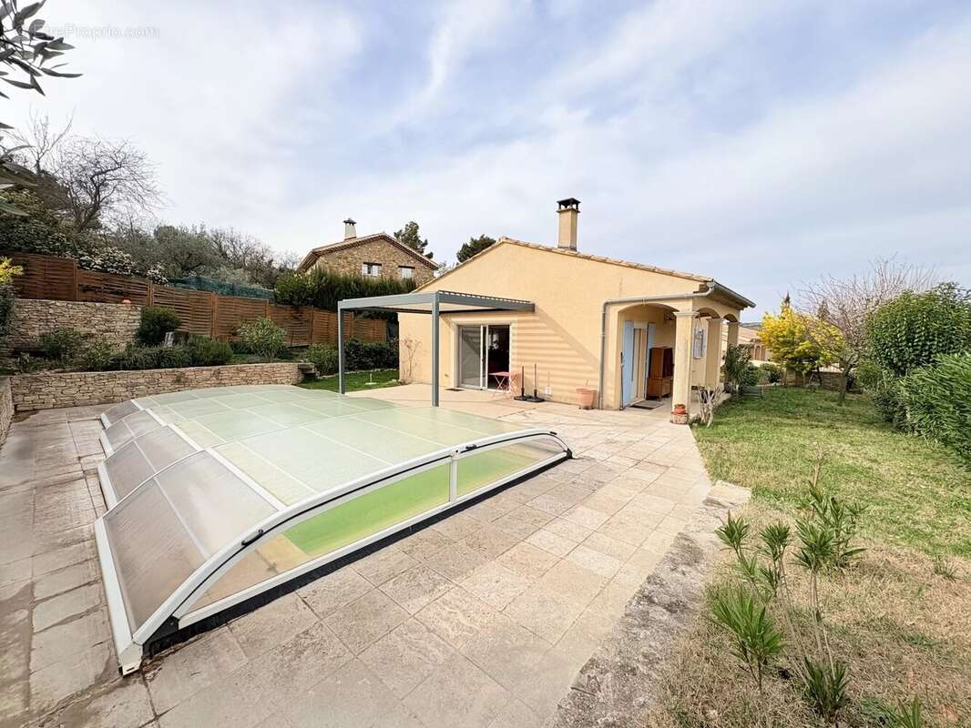 Maison à MIRABEL-AUX-BARONNIES