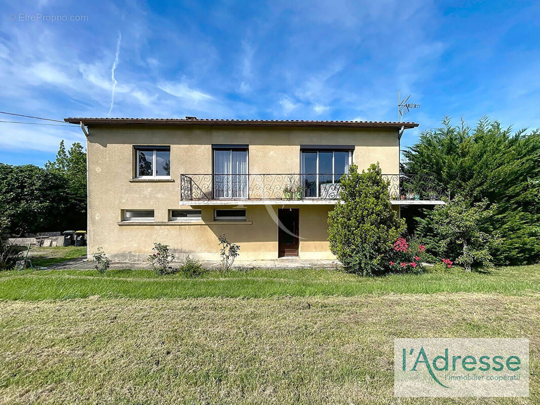 Maison à PECHBONNIEU