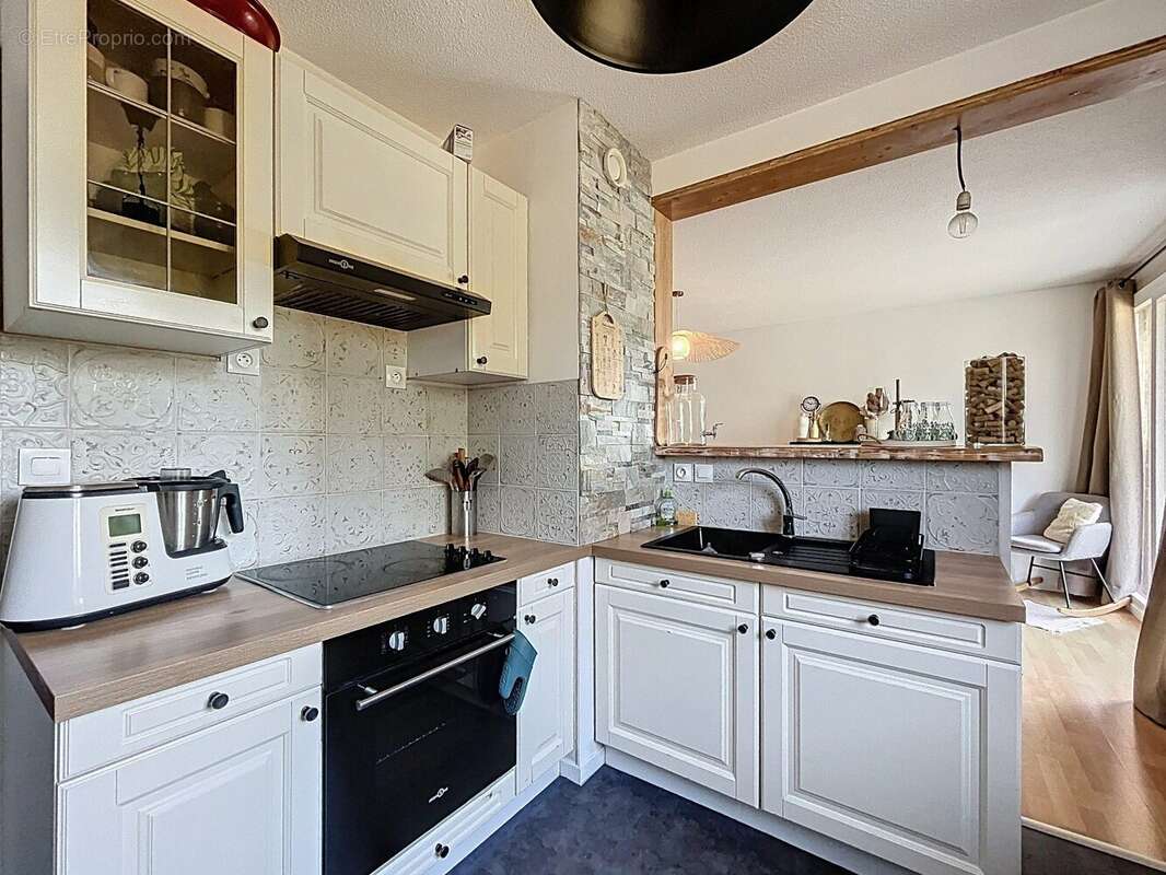 Appartement à LE PONT-DE-CLAIX