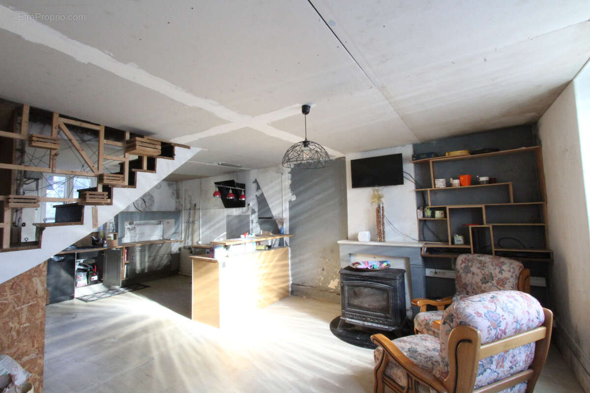 Maison à MESVES-SUR-LOIRE