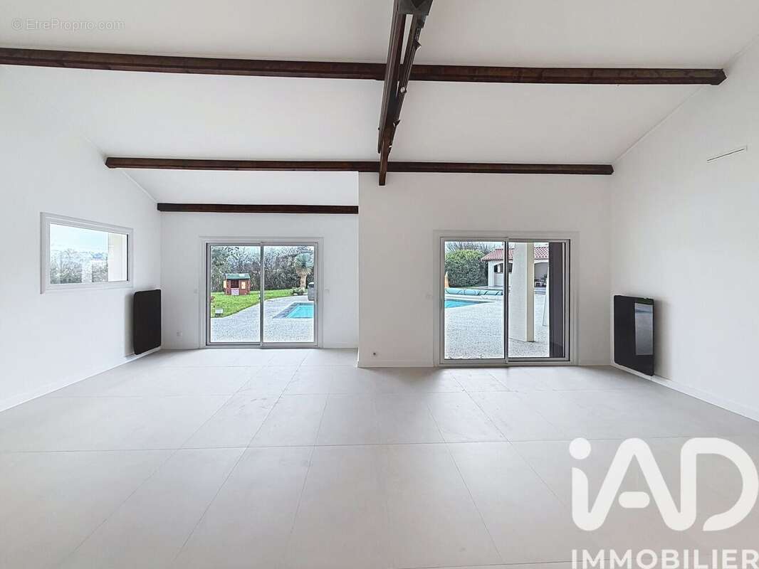 Photo 4 - Maison à DOMMARTIN