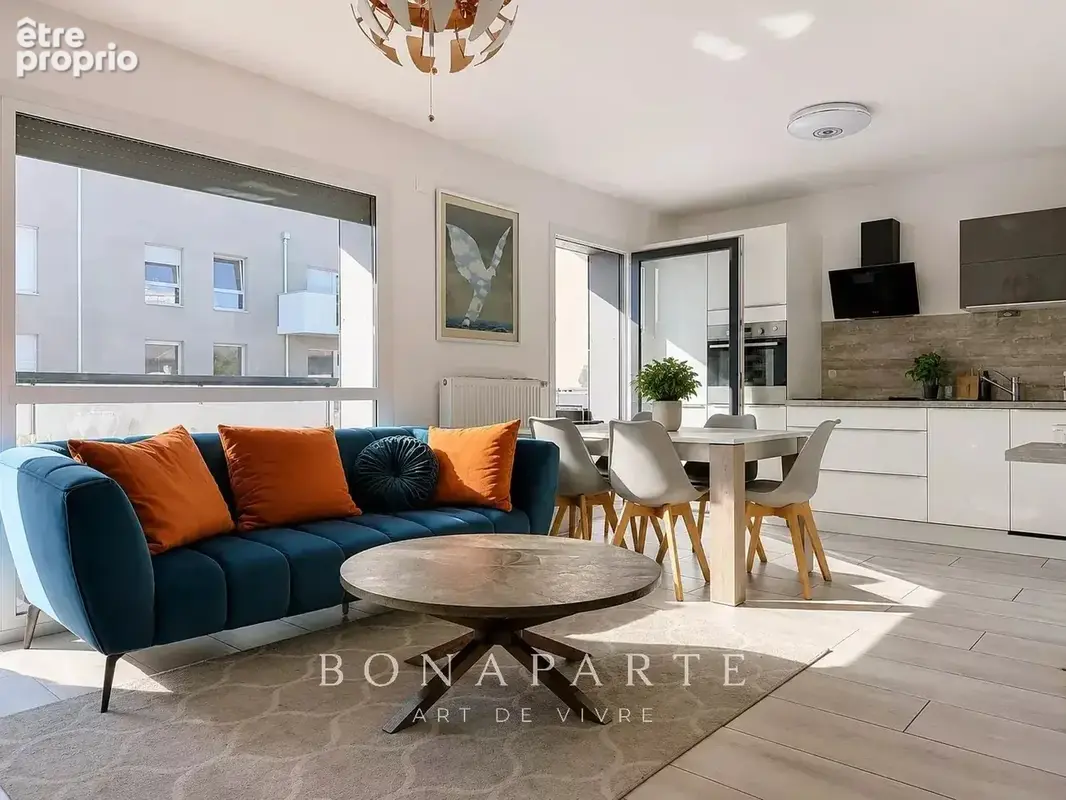 FERNEY-VOLTAIRE - Appartement centre-ville - photo 9