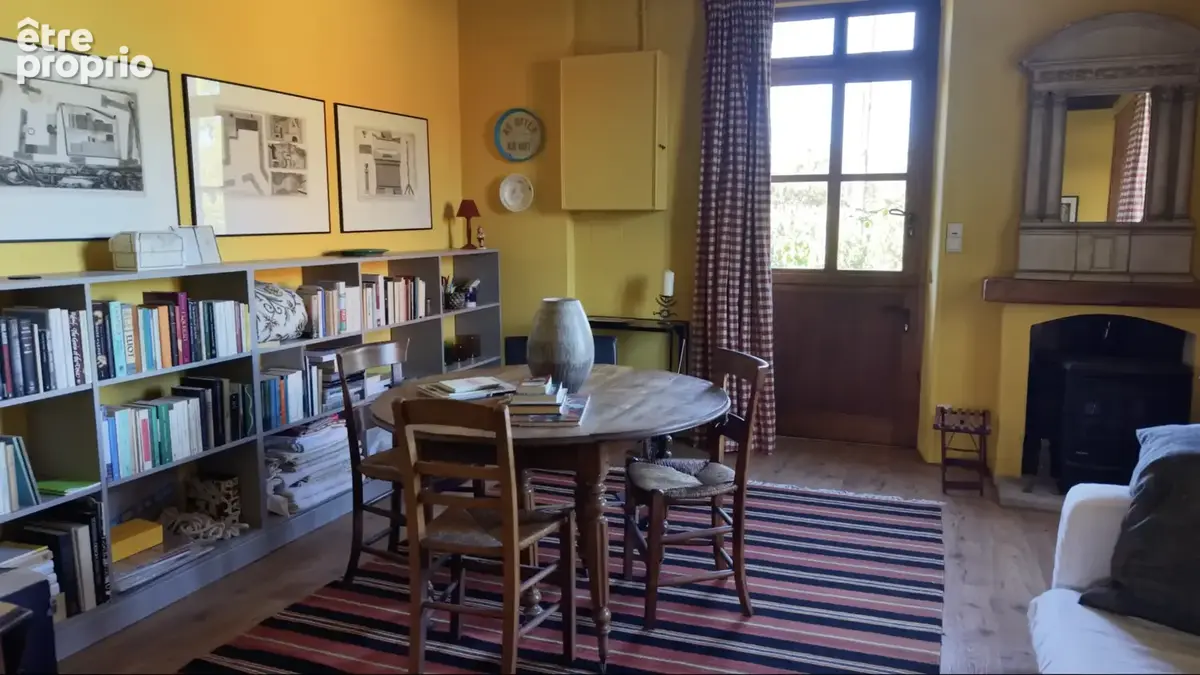 Ensemble de deux maisons dans un hameau paisible - photo 7