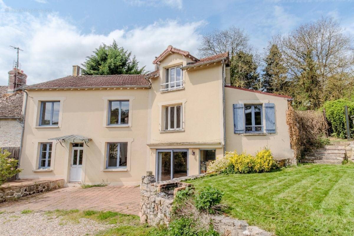 Maison à SERAINCOURT