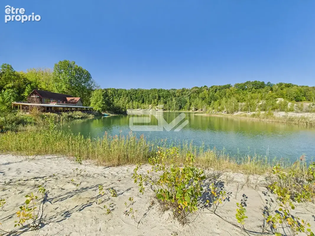 Propriété d'Exception au Coeur de la Nature, plan d'eau, restaurant, chalet, maison d'habitation et dépendances - photo 4