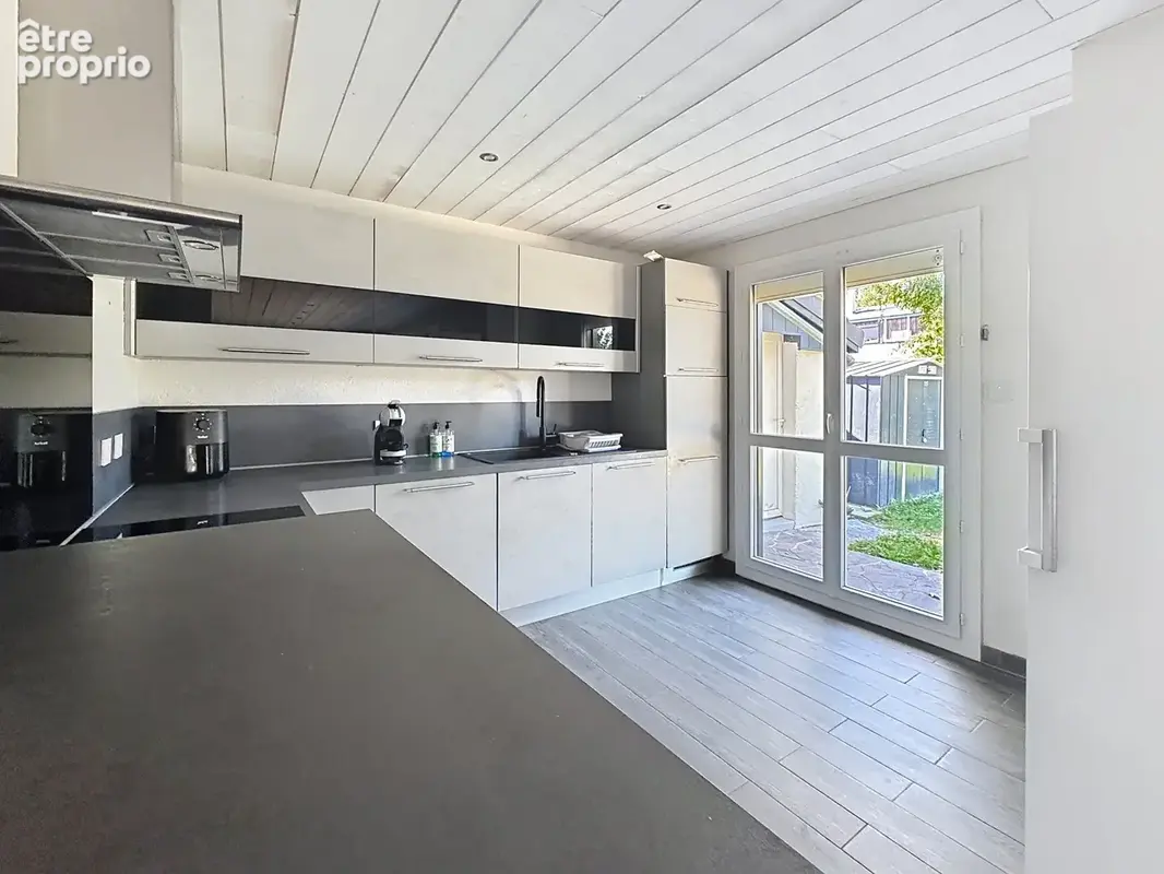 Maison coup de coeur mitoyenne à vendre T5 - VERSONNEX (01) - photo 5
