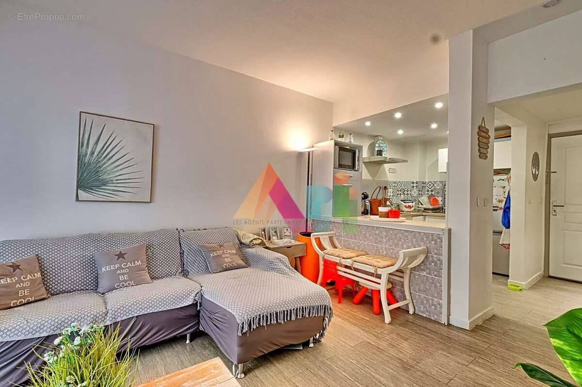 Appartement avec terrasse, plage et piscine - photo 2