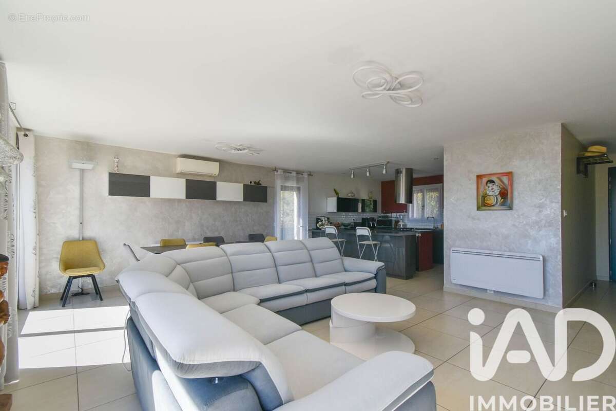 Photo 9 - Maison à PLAN-D'AUPS-SAINTE-BAUME