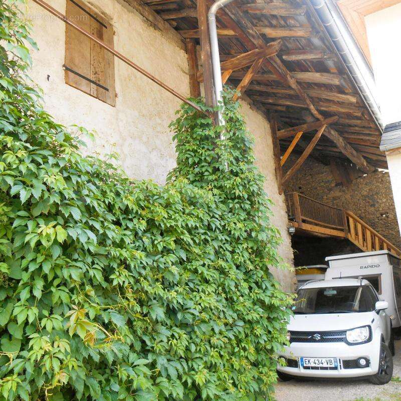 Maison de tradition d'un village savoyard - Chamoux Sur Gelon - photo 14