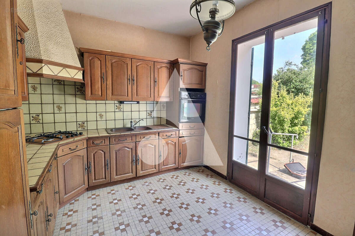 Maison à MERY-SUR-OISE