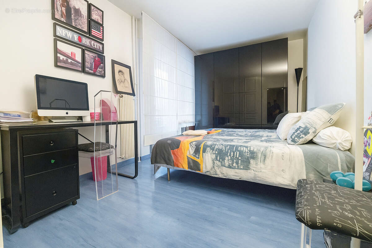 Appartement à PARIS-19E