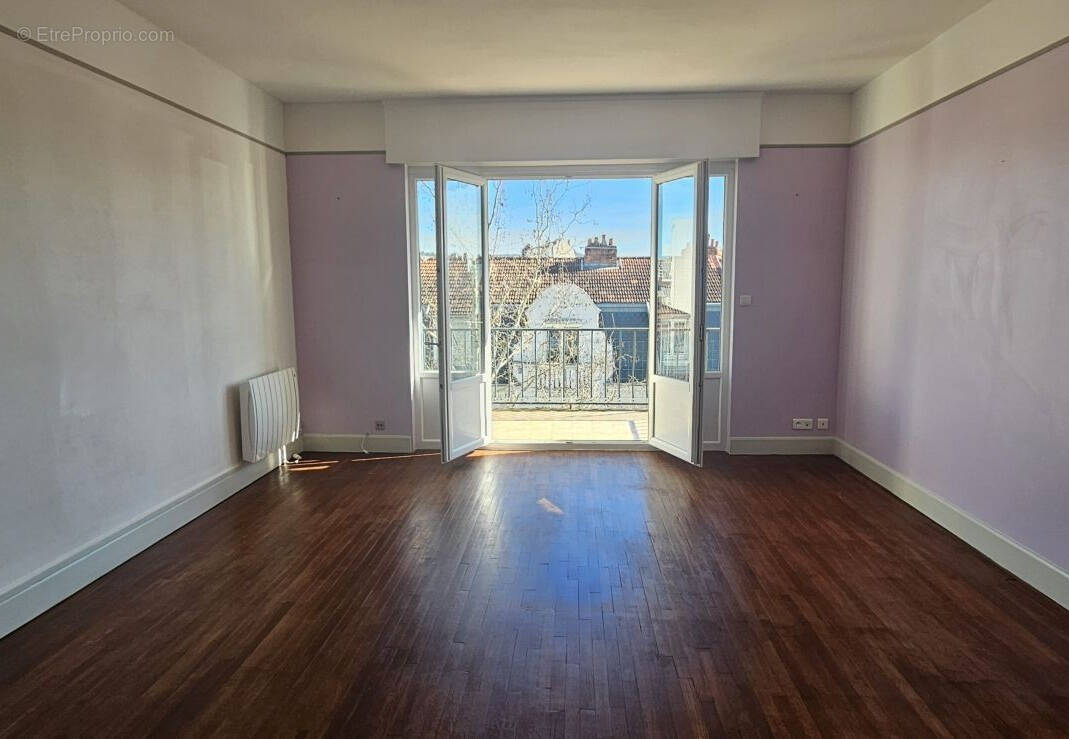 Appartement à VICHY