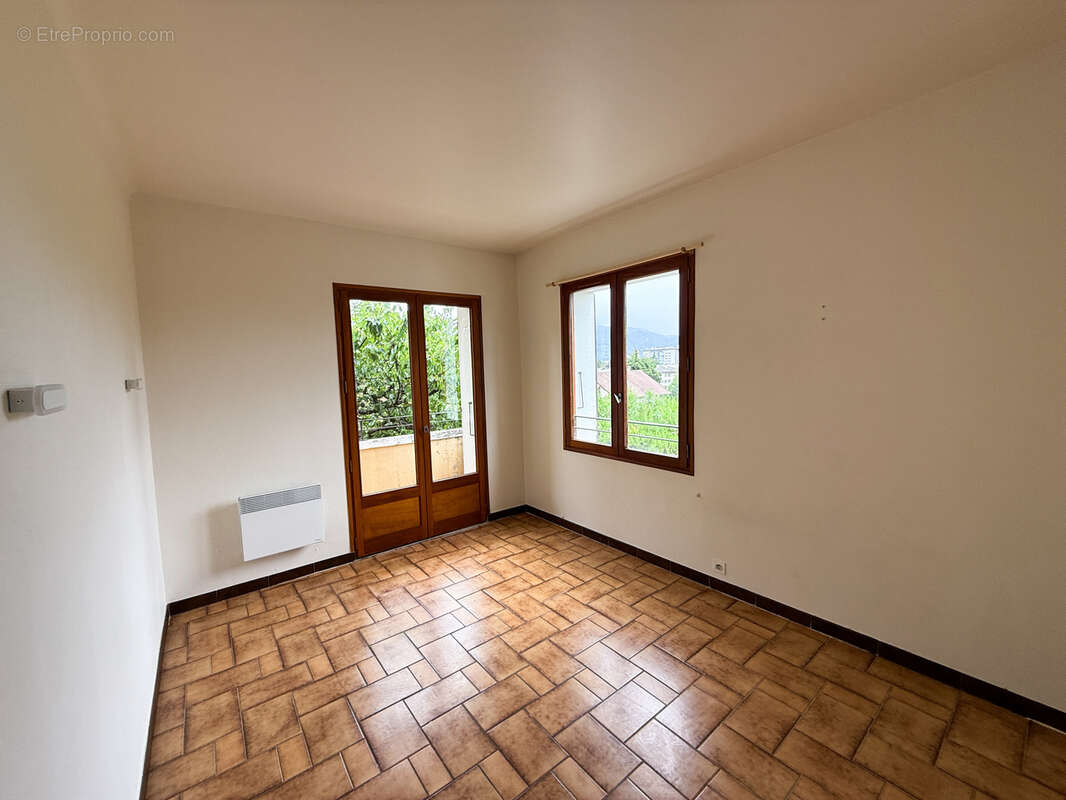 Appartement à ANNECY-LE-VIEUX