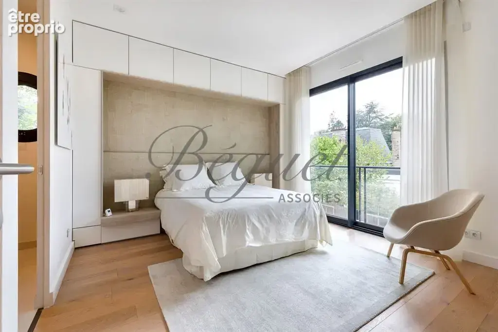 Vaucresson (92420) – Maison de 350 m², 5 chambres, terrain de 1 300 m² – près de Paris, Hauts-de-Seine, Île-de-France - photo 19