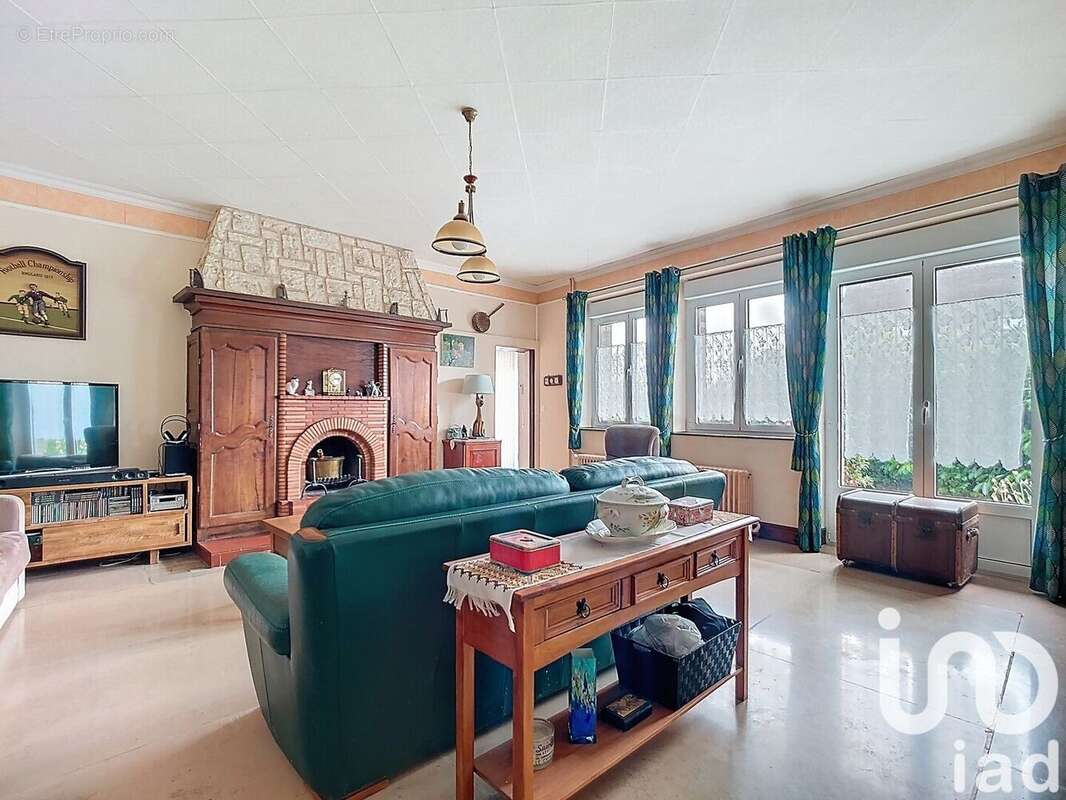 Photo 3 - Maison à SAINT-GERMAIN-LAVAL