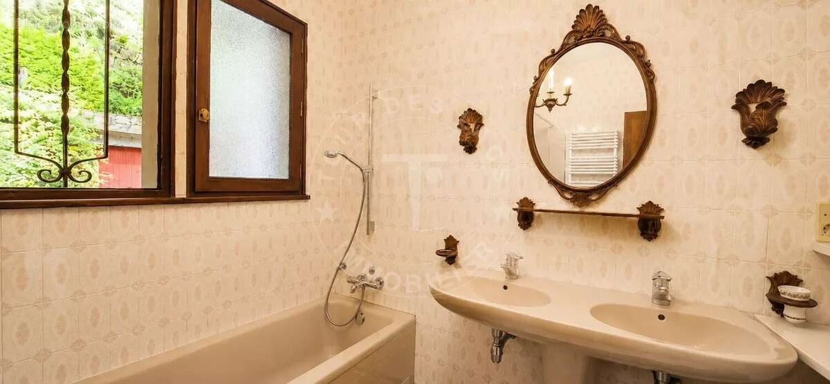 Propriété d'exception à vendre à Veyrier-du-Lac de 600m² - photo 17