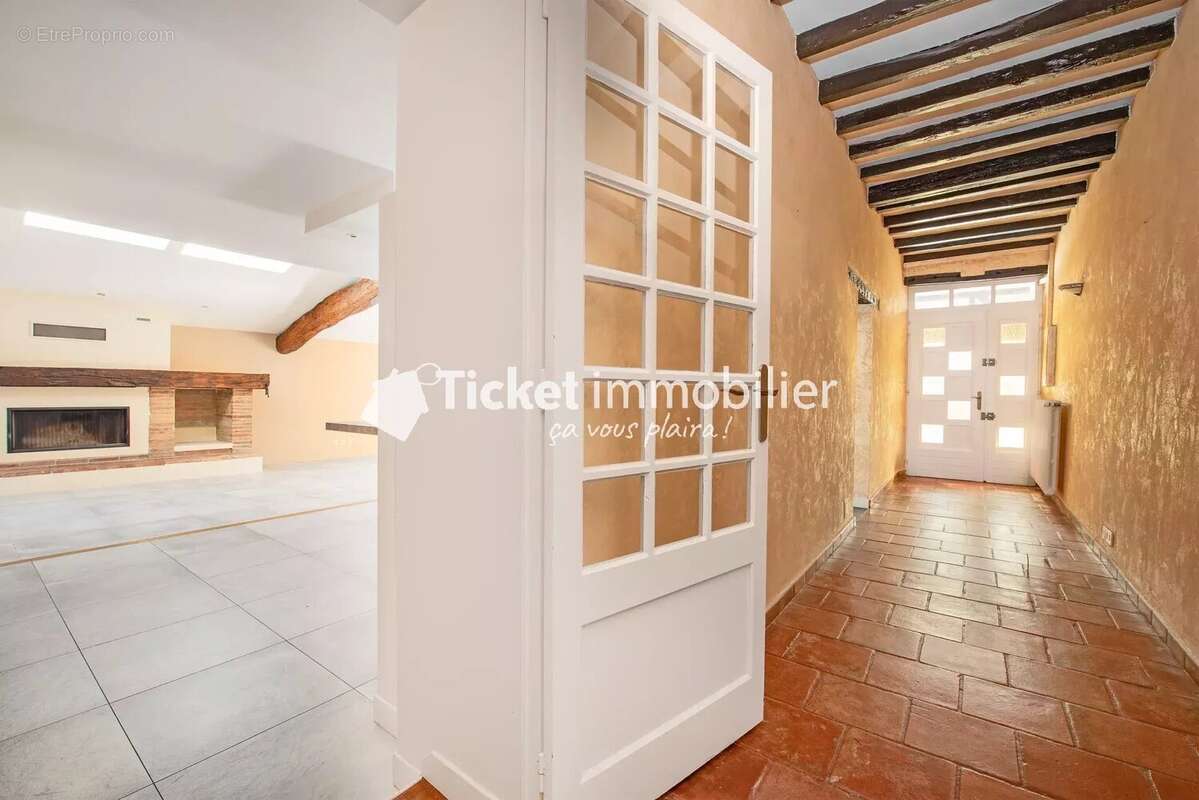 Maison à LE BURGAUD