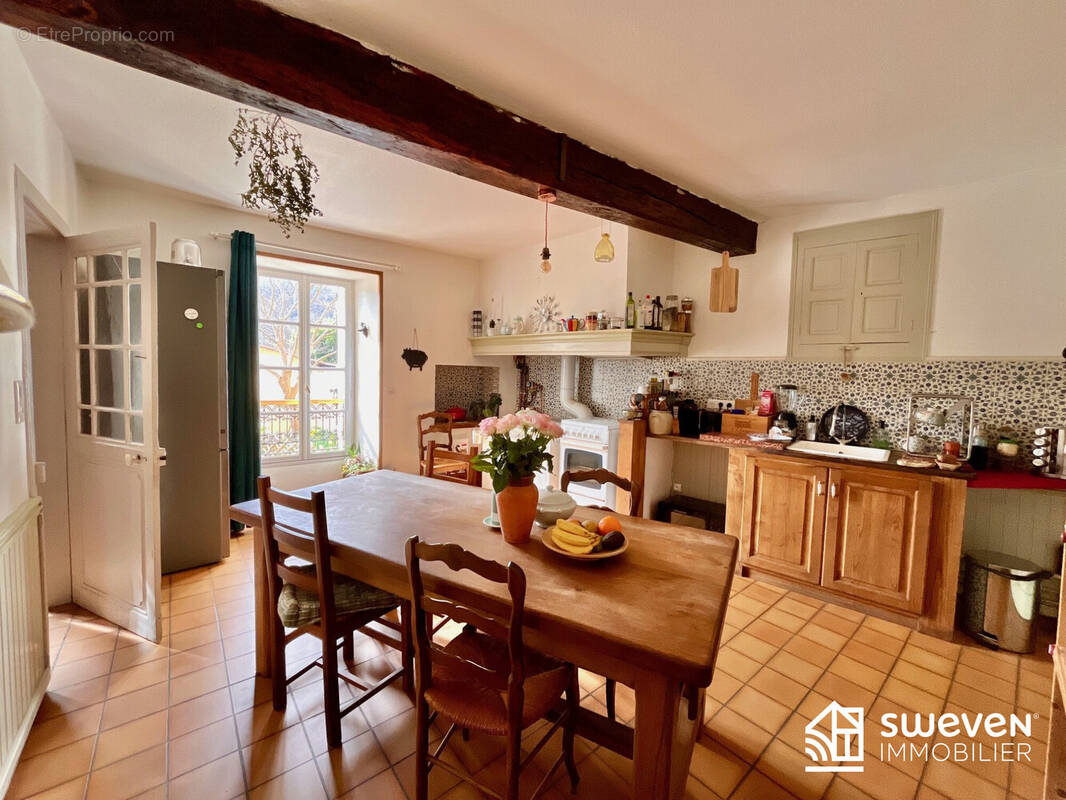 maison avec poêle bouilleur 09160