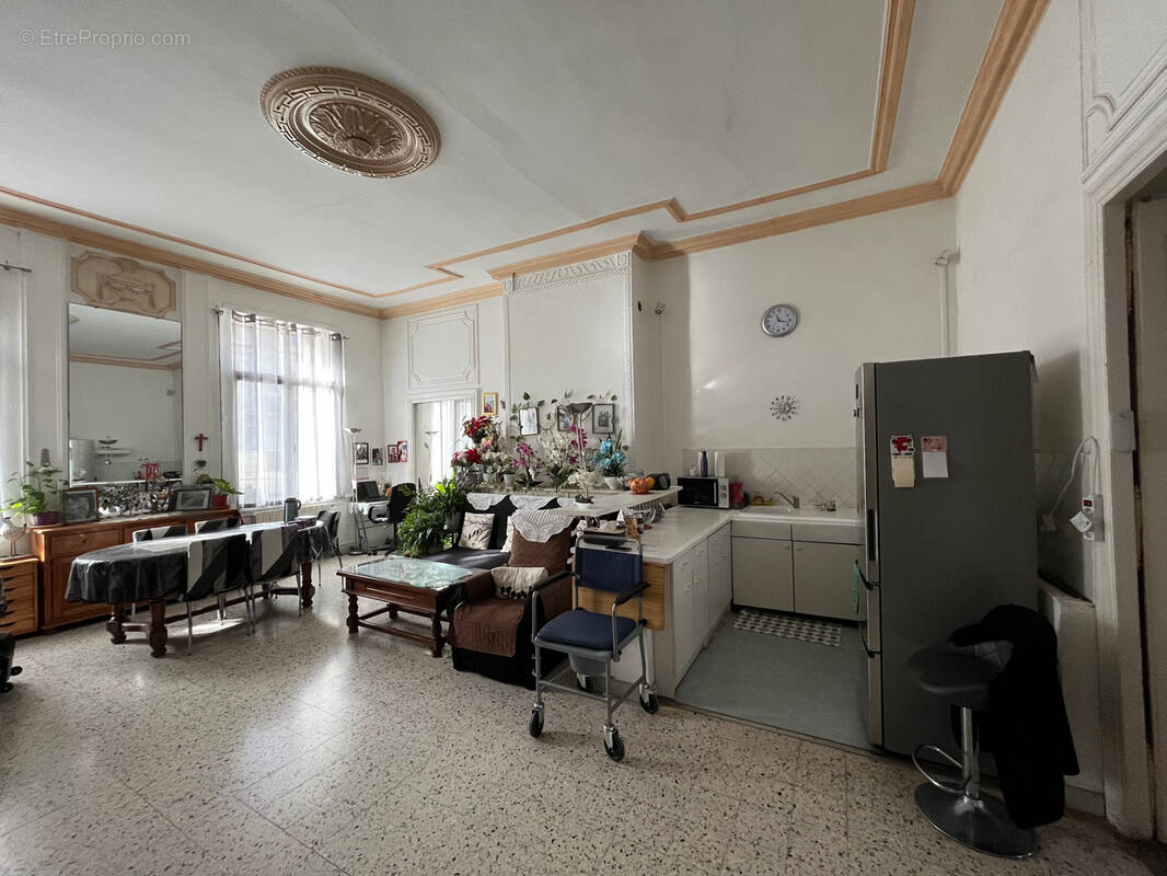 Appartement à GANGES