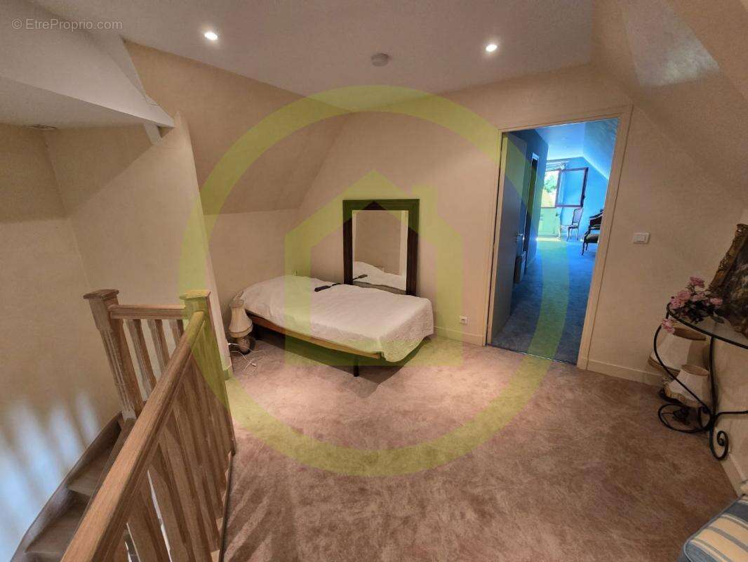 Maison à SAINT-DENIS-EN-VAL