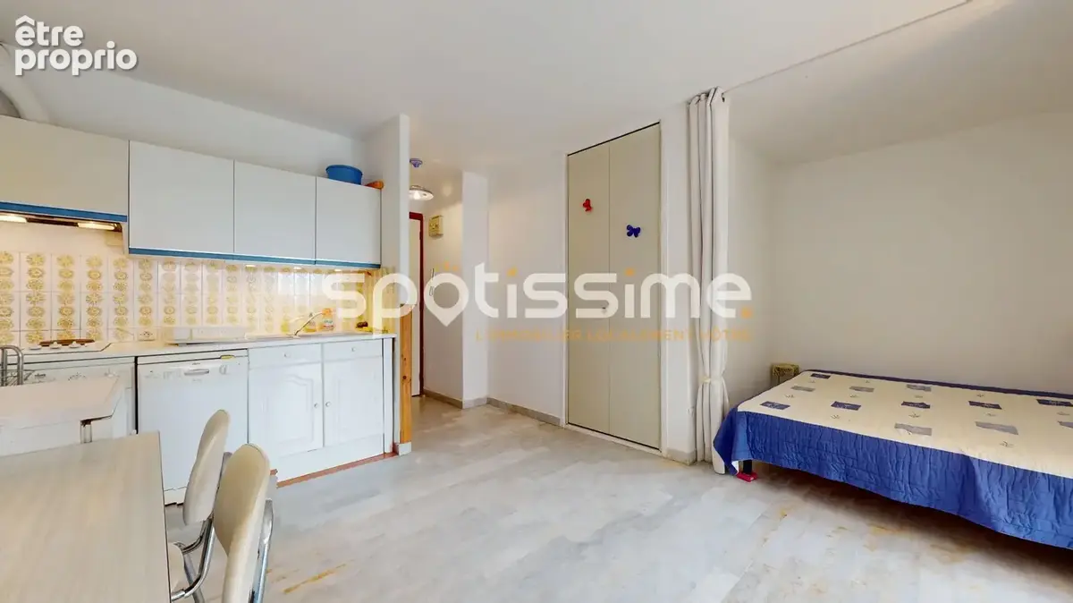 Cap d'Agde  Centre Port  Grand studio cabine en rez-de-jardin avec 22 m² d'extérieur - photo 7